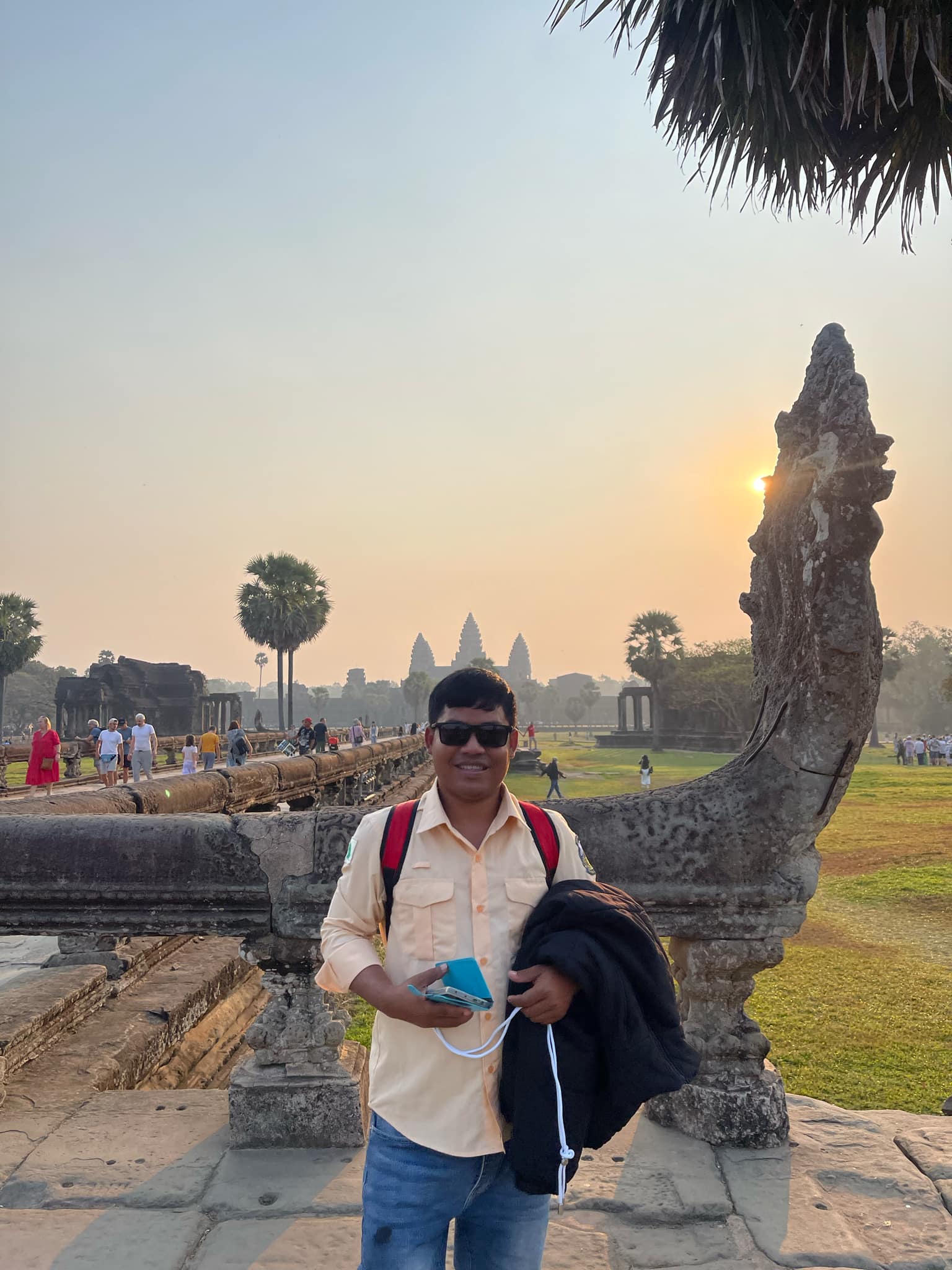 Angkor thom-taprom - Angkor Wat preh kan neak pa...