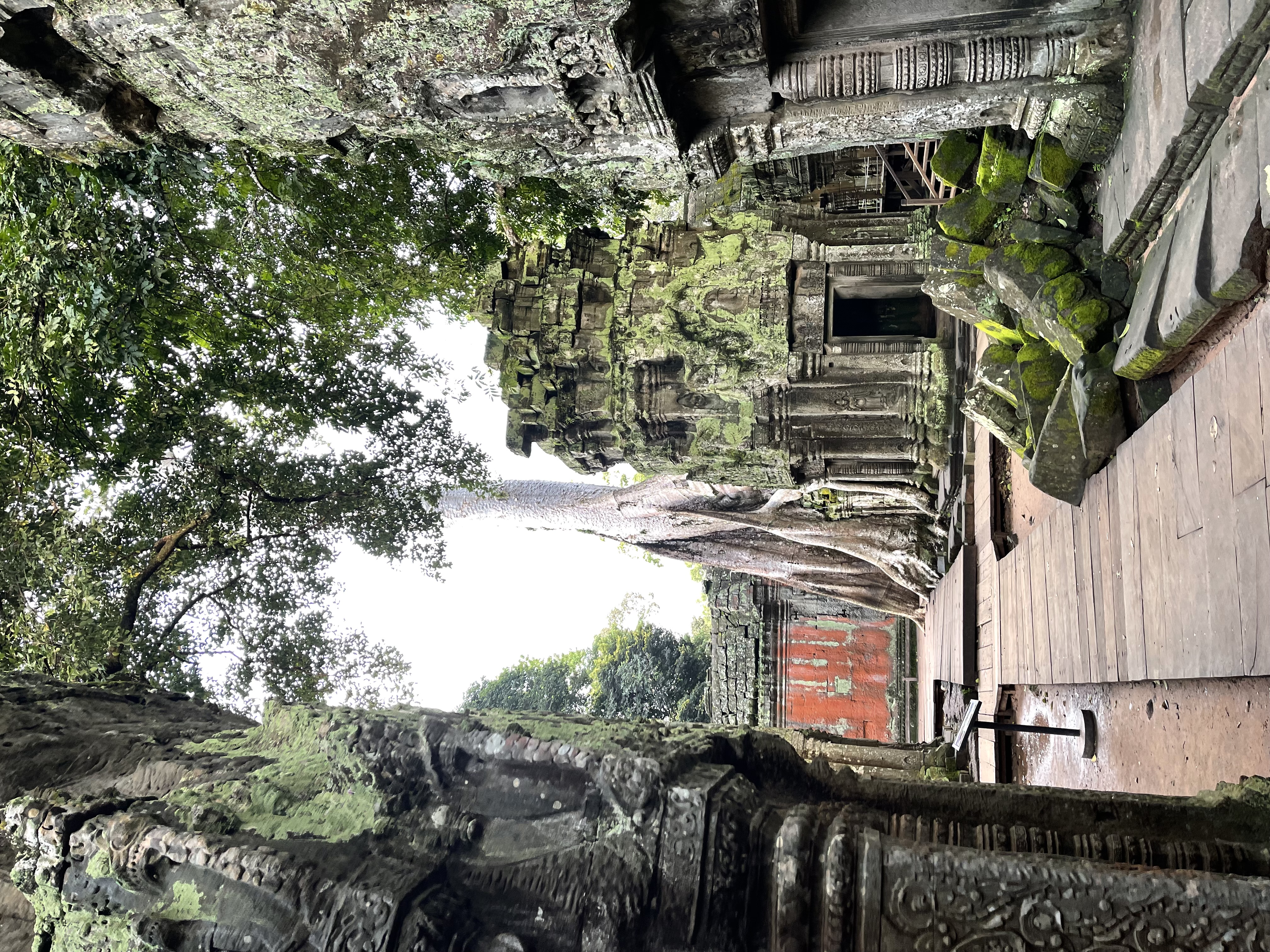 CIRCUIT 3 JOURS Village flaottant Angkor le lever du soleil